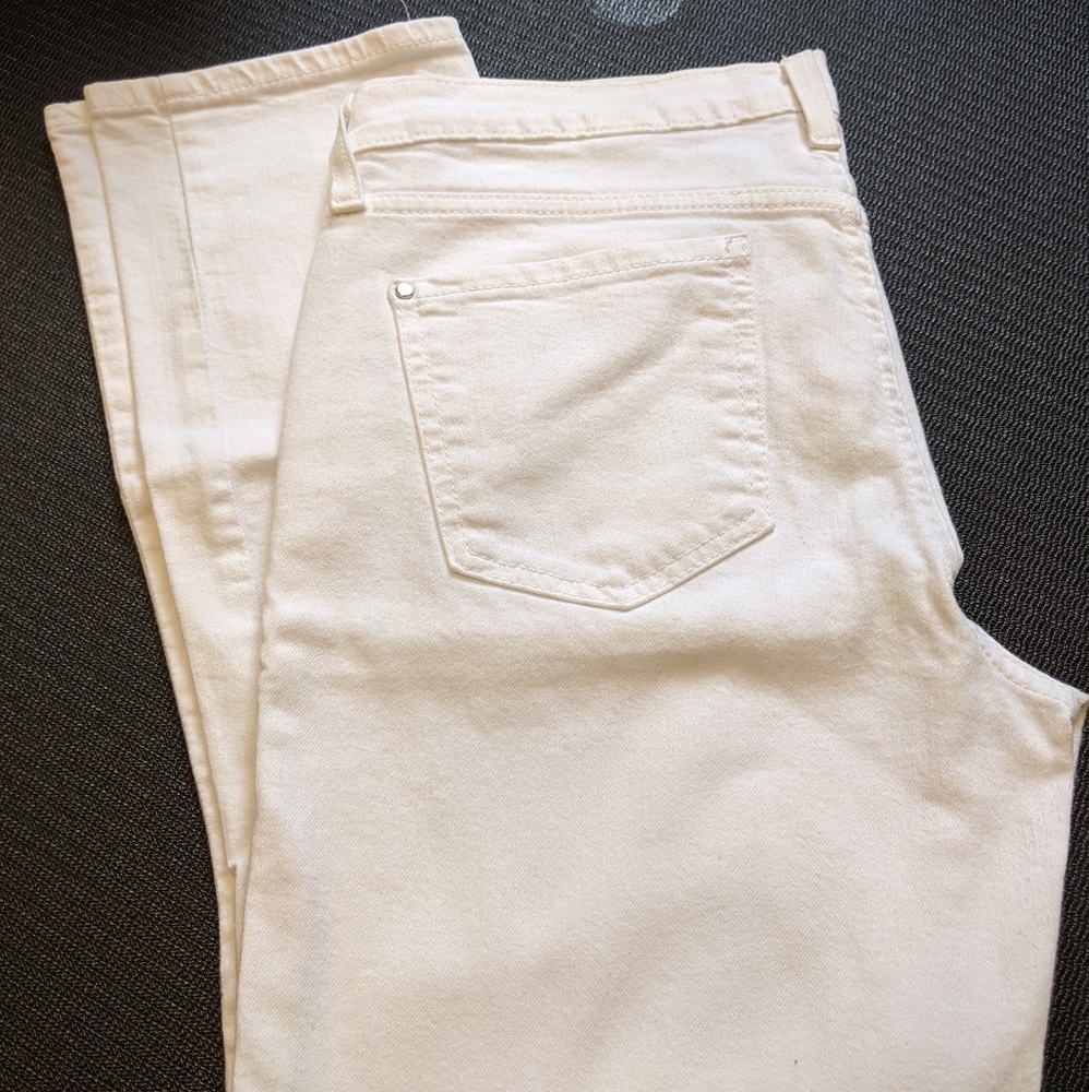 DKNY white jeans
